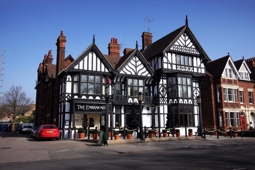 Embankment Hotel Bedford Exterior foto